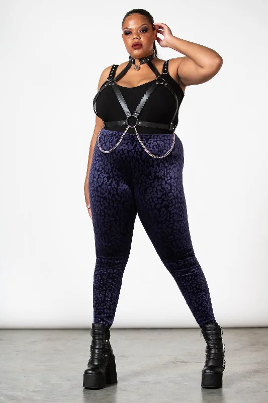 Caturday Leggings [PLUM] [PLUS] Elegant Printed Leggings with Pockets