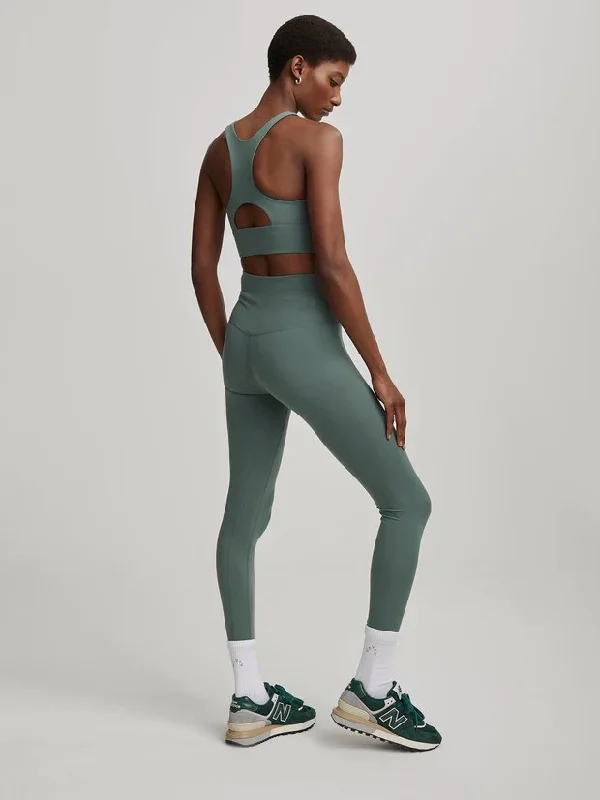 Varley Move High-Rise Legging 25" / Dark Forest Trendy Minimalist Leggings