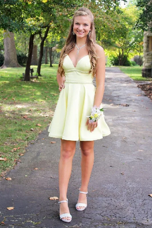 Elegant Daffodil A-line Satin Party Dresses Homecoming Dresses Peplum Ruffle Cocktail