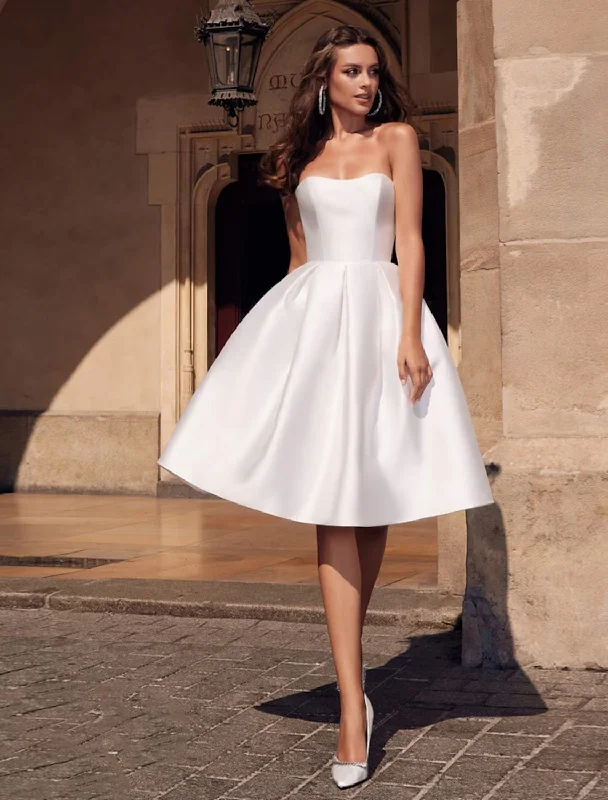 A-Line Cocktail Dresses Party Dress Homecoming Knee Length Sleeveless Strapless Stretch Fabric with Sleek Boatneck Modish Everyday