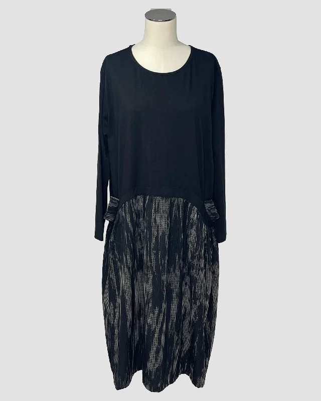 Toya Dress