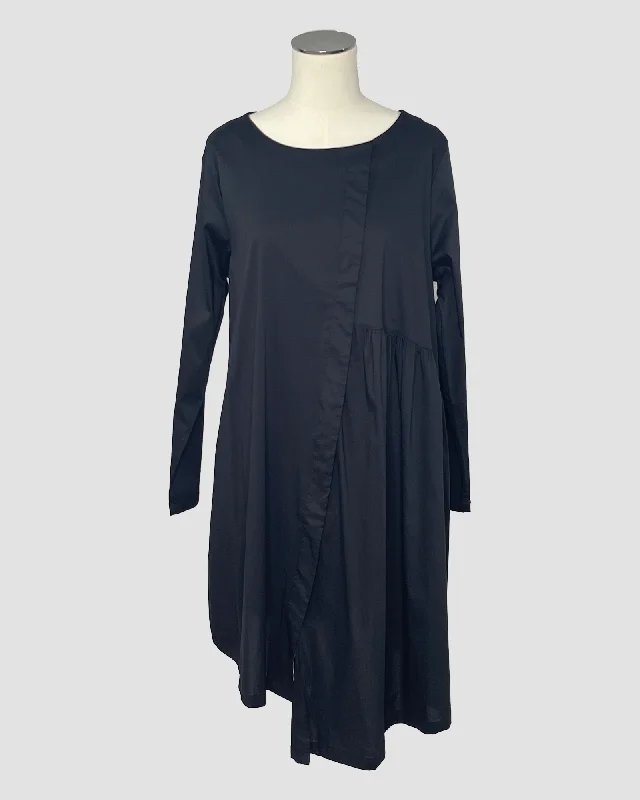 Udo Tunic Dress in Black