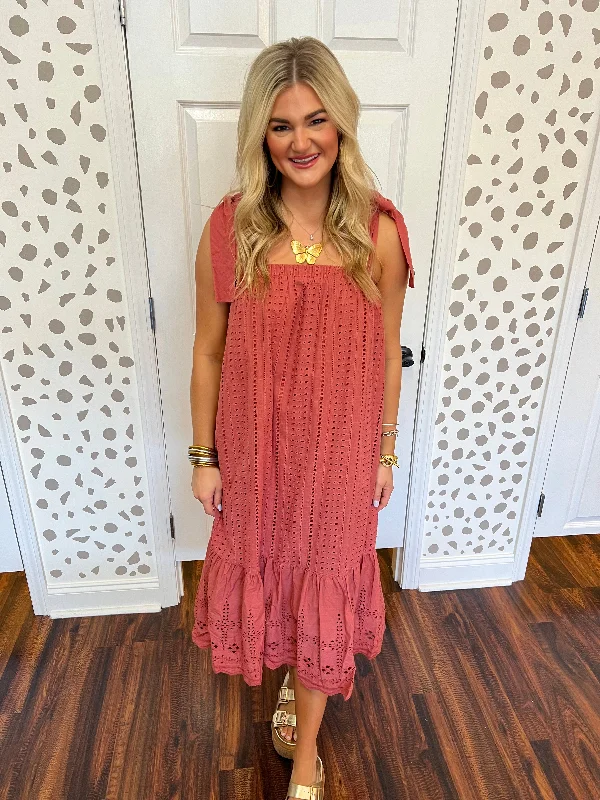 Cinnamon Eyelet Shift Dress Tunics Spring floral