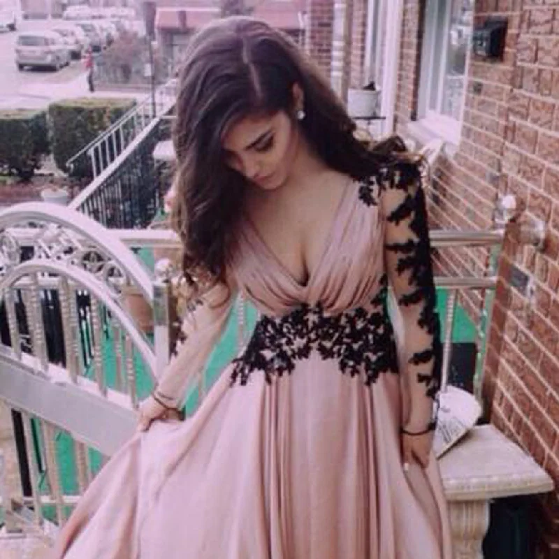 Long Prom Dresses, Satin Prom Dresses, A-Line Party Dresses, V-Neck Evening Dresses, Long Sleeve Prom Dresses , Applique Prom Dresses, Tulle Prom Dress, LB0463 Square Neckline Feminine