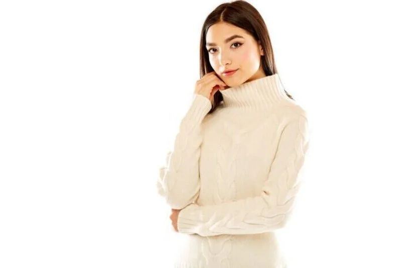 M.Miller Women's Laura Cable Sweater Cashmere in ivory Front Pockets Side Pockets Patch Pockets M.Miller Women's Laura Cable Sweater Cashmere in ivory Front Pockets Side Pockets Patch Pockets